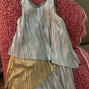 Girls Layered metallic dress in silver and gold kids size 5 funky cool